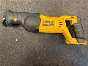 DEWALT DCS380 RECIPROCATING SAW Good Buya